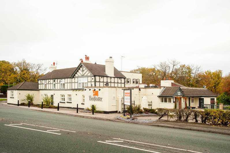 Glegg Arms Beefeater Restaurant Glegg Arms Beefeater Wirral 01513 421982