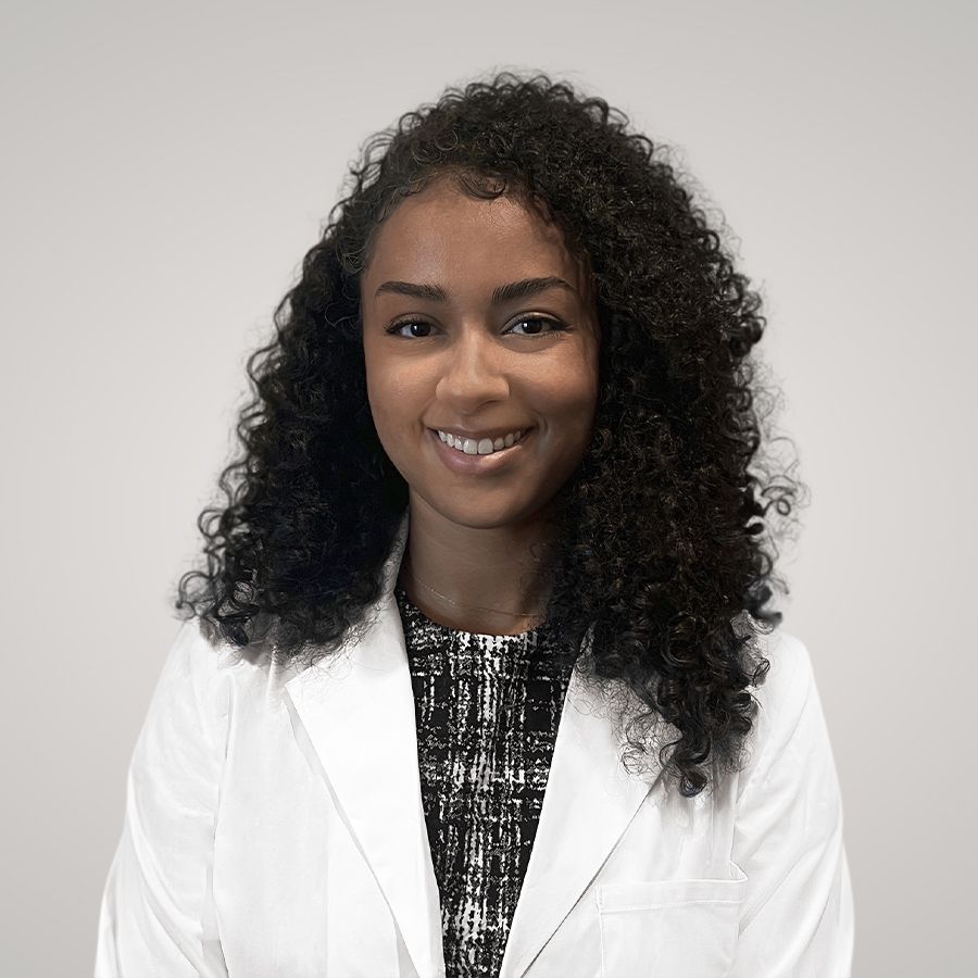 Ariana M. Thompson, MD - Phoenix, AZ - Other Specialty, Family Medicine, Geriatrician, Internal Medicine, Other, Pain Medicine