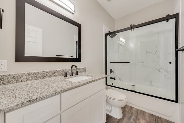 Images McFarlin Place Apartments