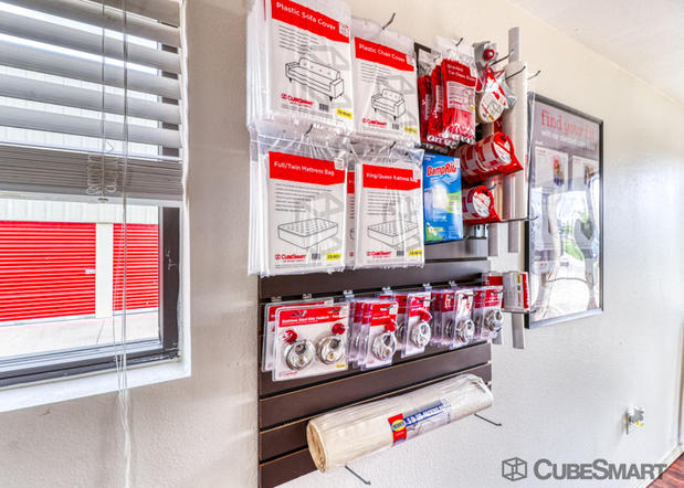 Images CubeSmart Self Storage