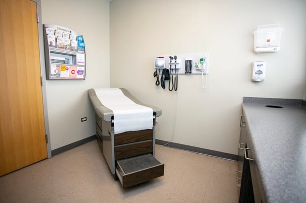 Images Woodridge Clinic