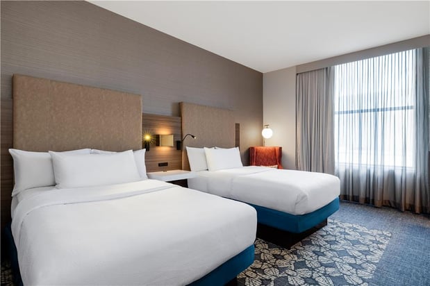 Images Hilton Garden Inn Indianapolis Downtown