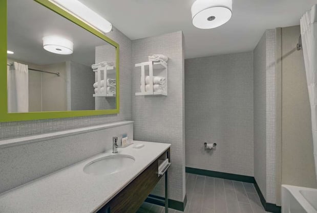 Images Hampton Inn & Suites Syracuse Dewitt