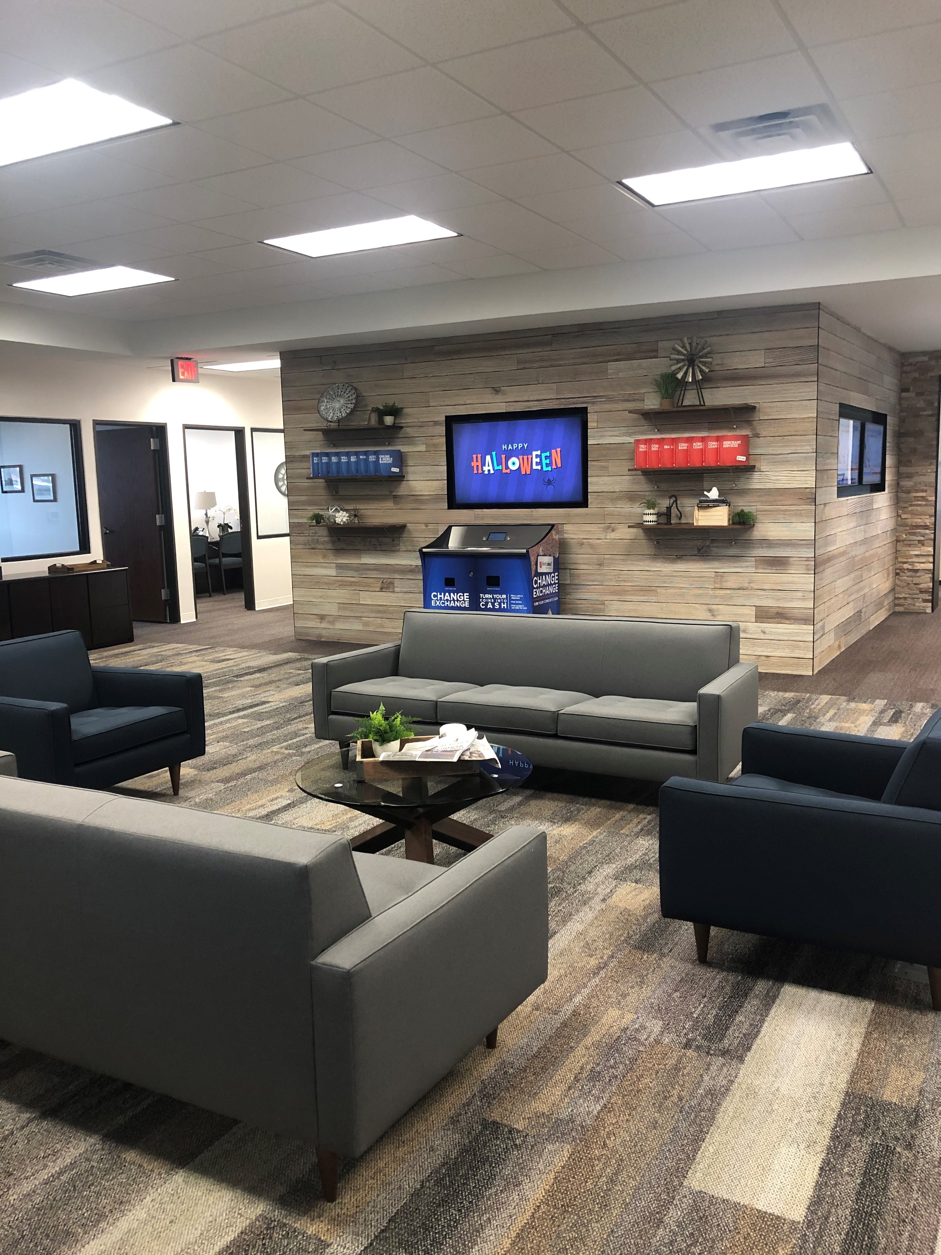First United Bank - Krum - interior customer seating area