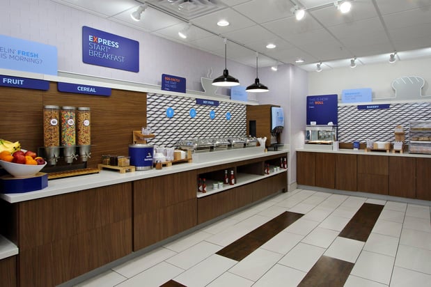 Images Holiday Inn Express & Suites Columbus North by IHG