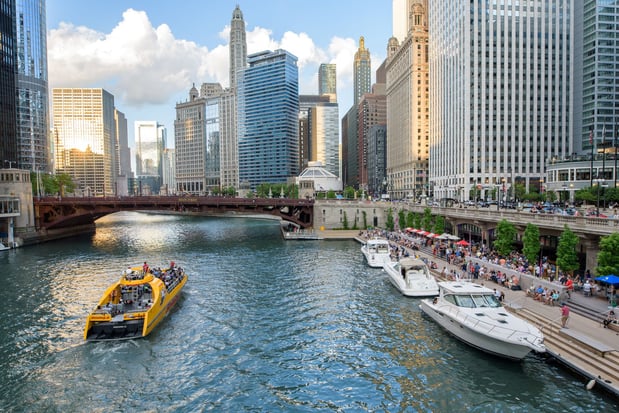Images Holiday Inn & Suites Chicago-Downtown by IHG