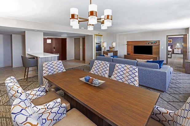 Images DoubleTree by Hilton Hotel Tulsa Downtown