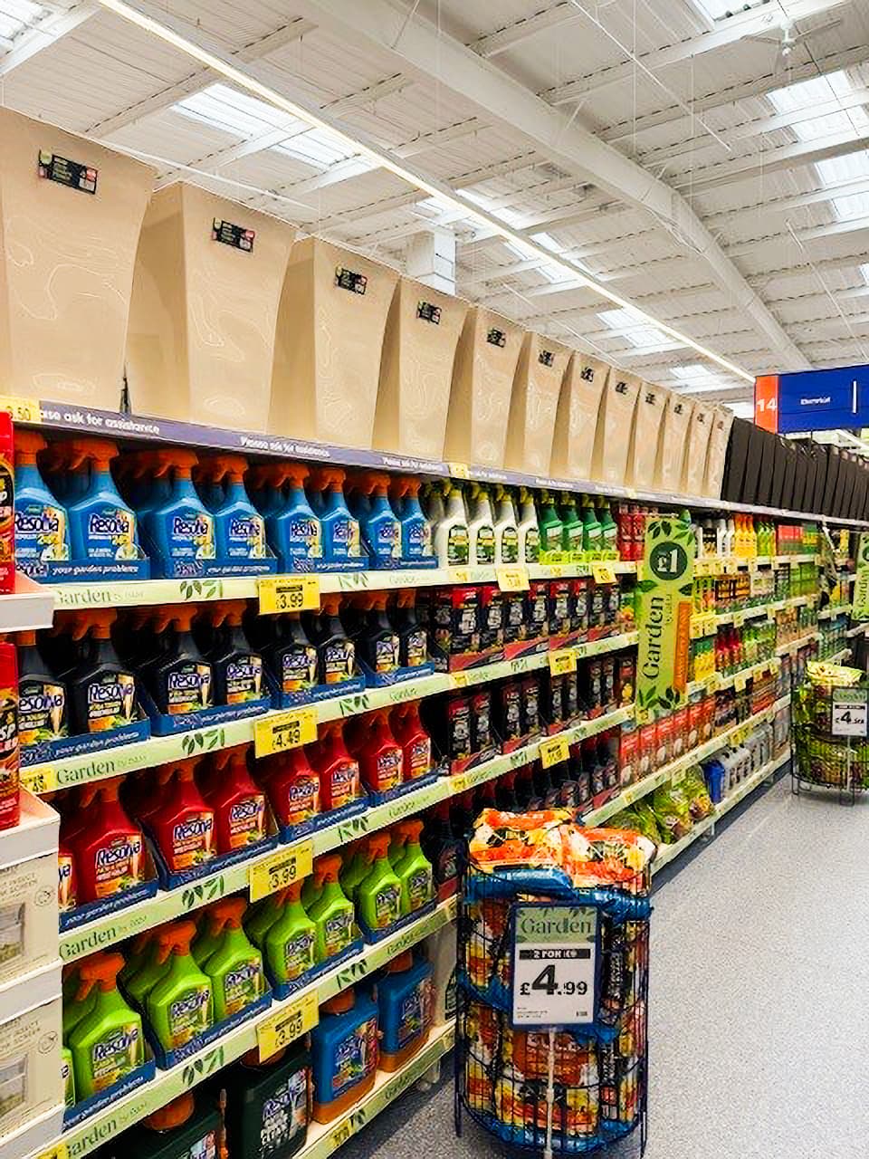 Images B&M Store with Garden Centre