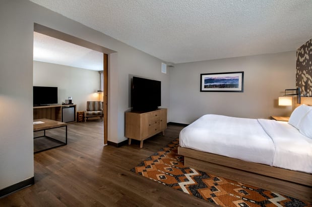 Images Holiday Inn Estes Park by IHG