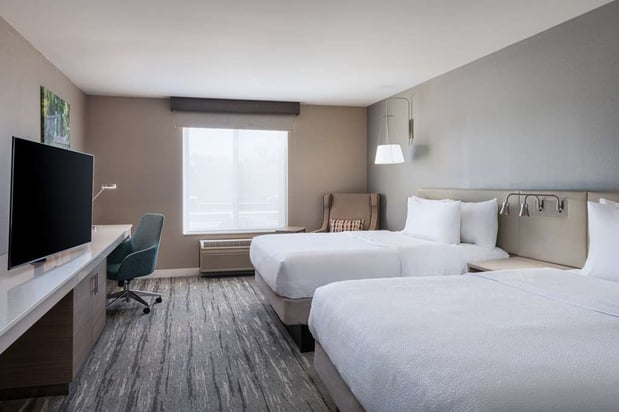 Images Hilton Garden Inn St. Charles