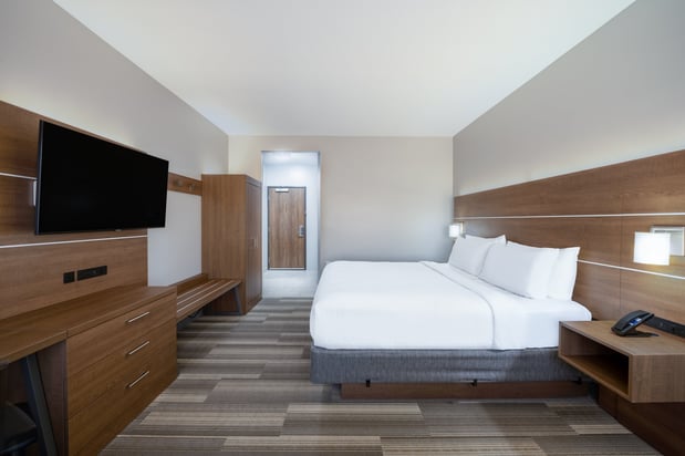 Images Holiday Inn Express & Suites Gilbert – Mesa Gateway Airport by IHG