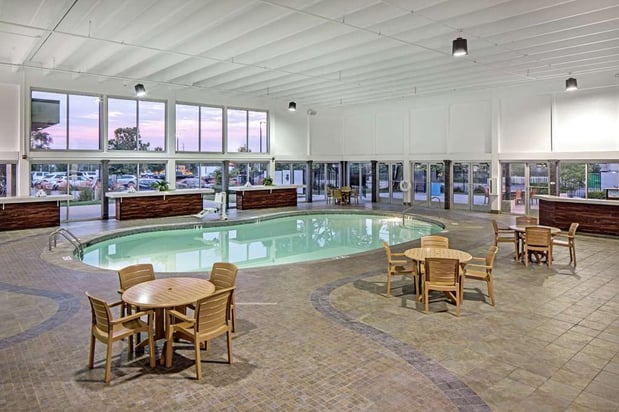 Images DoubleTree by Hilton Omaha Southwest