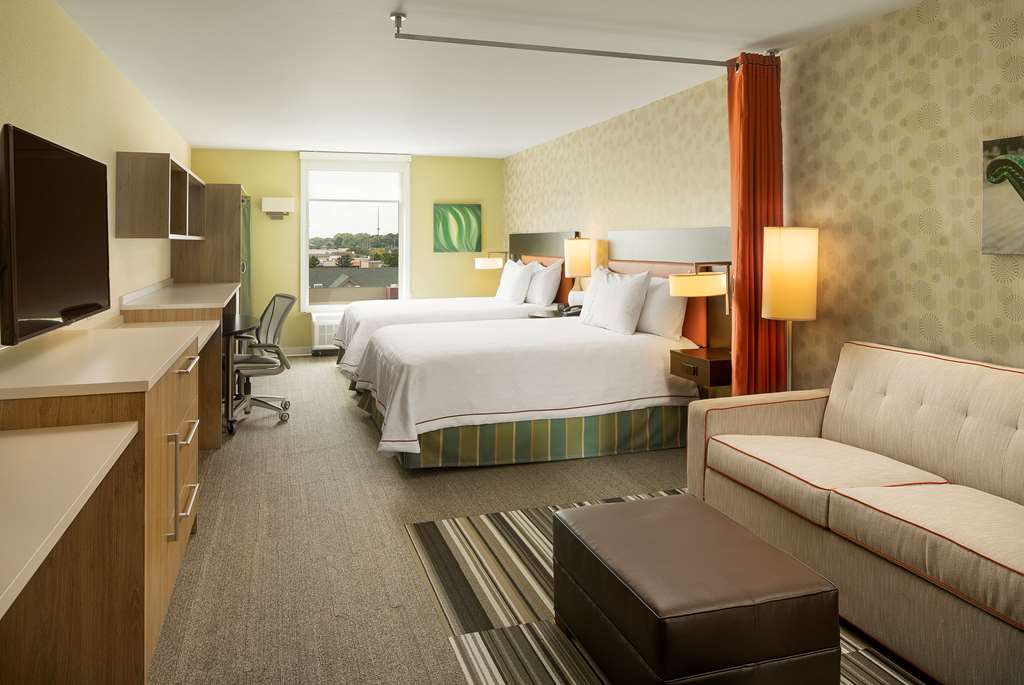 Guest room