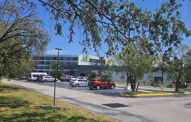 Images Holiday Inn St. Petersburg N- Clearwater by IHG