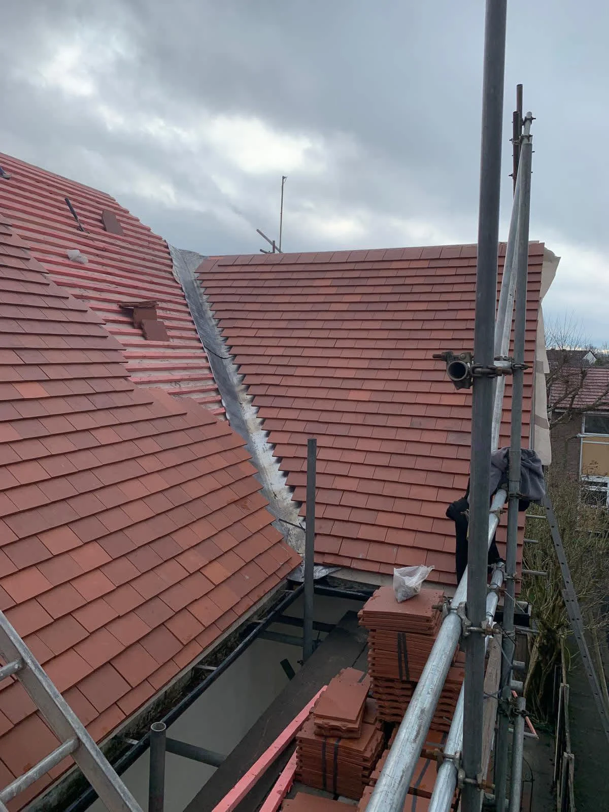 Images Airtight Roofing and Pointing