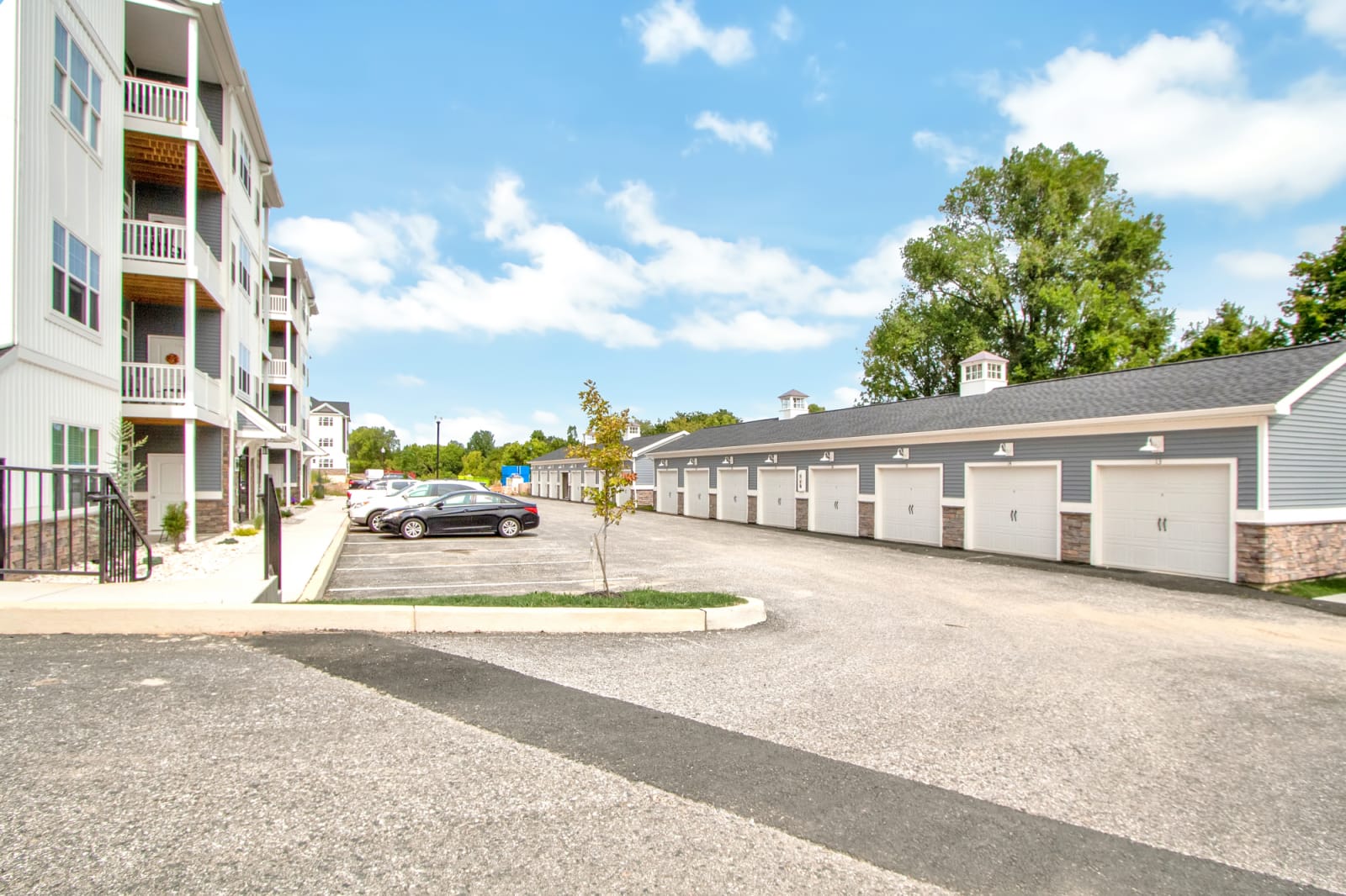 Outside View of Wynfield Luxury Rentals