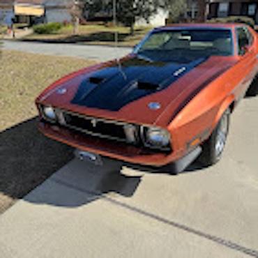 Images Champion Auto - Used Car Dealer