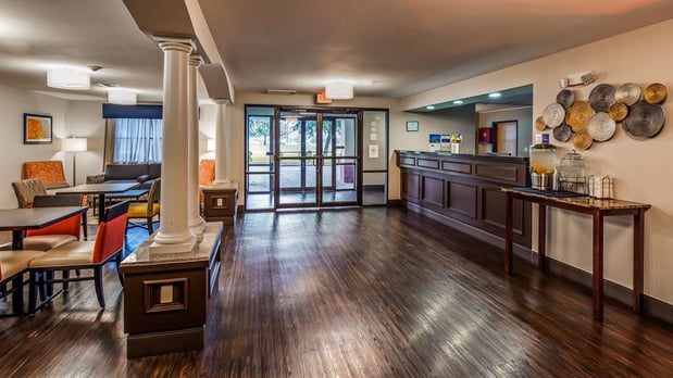 Images Best Western Inn & Suites