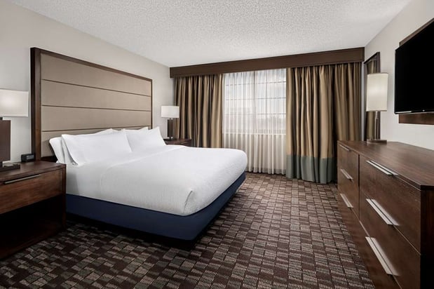 Images Embassy Suites by Hilton Nashville Airport