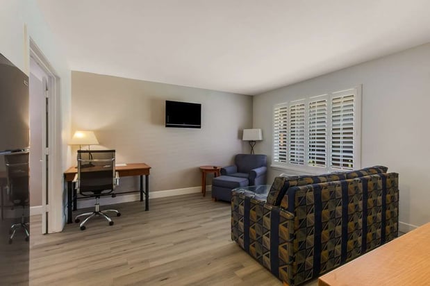 Images SureStay Plus by Best Western Tempe University
