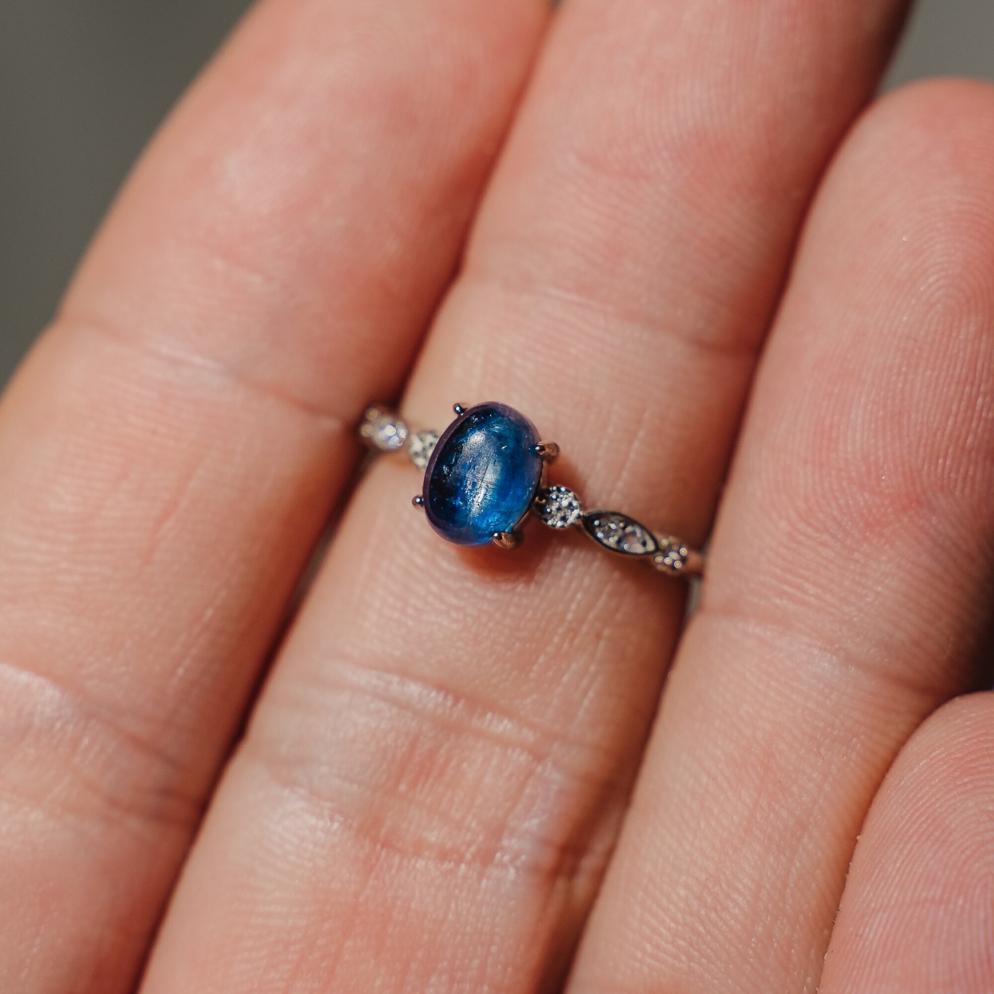 Edelsteinerei I Onlineshop für Edelsteine und Kristalle, Flurgasse 2 in Gratkorn