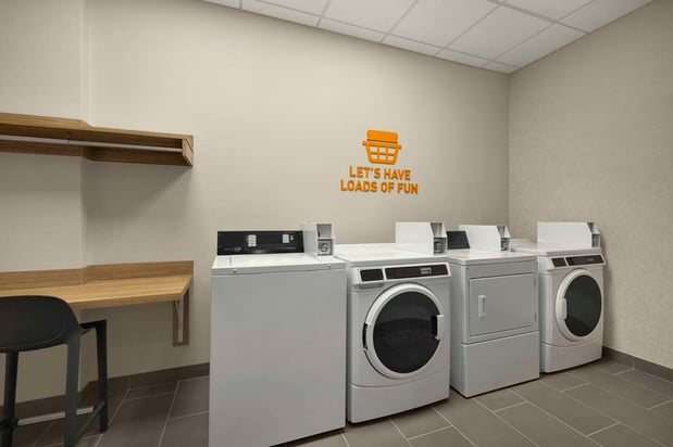 Images Home2 Suites by Hilton San Juan