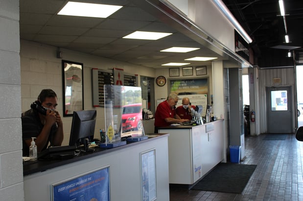 Images Russ Darrow Mitsubishi Service Center