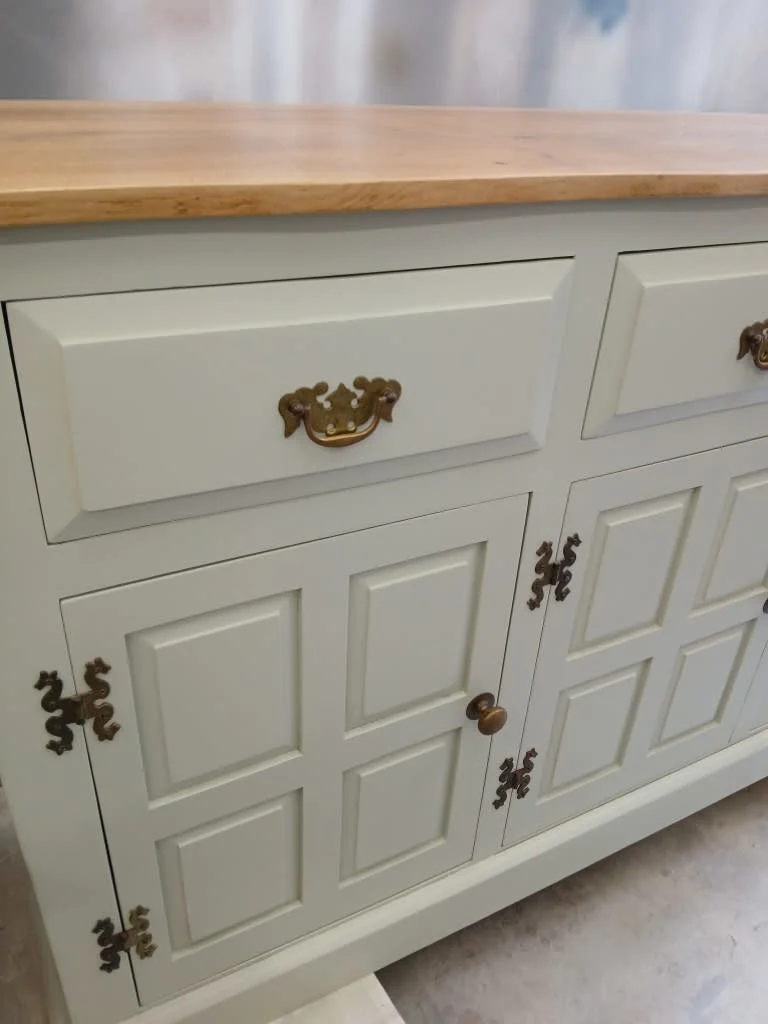 Images Sally Clarke Furniture