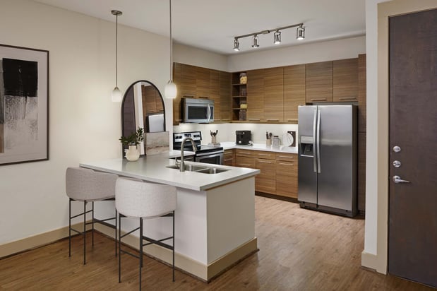 Images Camden Lamar Heights Apartments