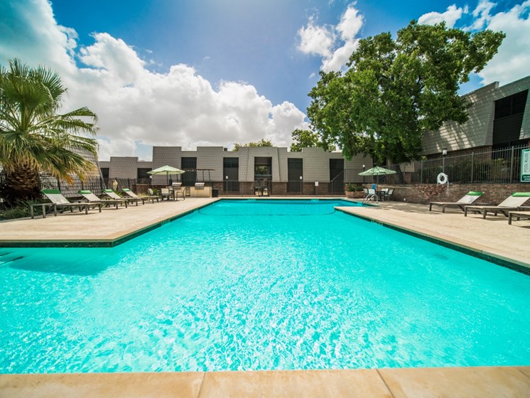 Jewel Pool