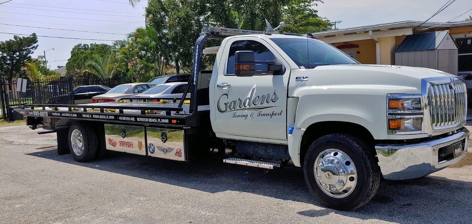 Images Gardens Towing & Transport