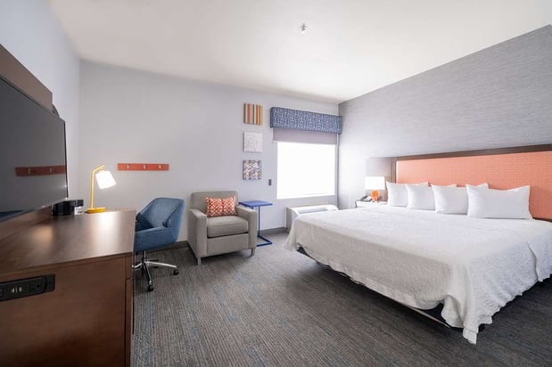 Images Hampton Inn & Suites Modesto-Salida