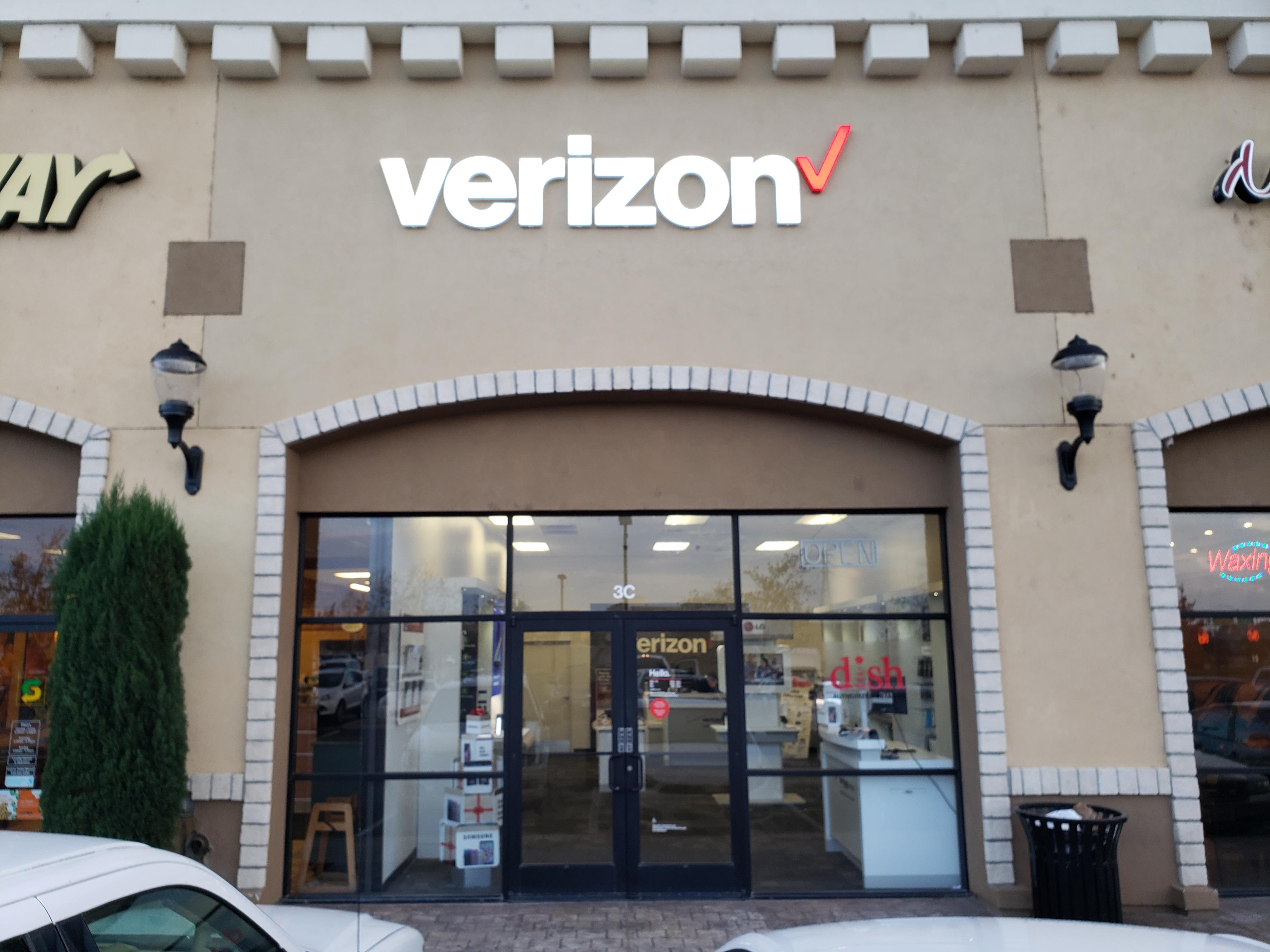 Verizon Authorized Retailer – GoWireless Photo