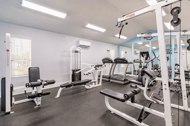 Images Harbour Pointe Apartment Homes