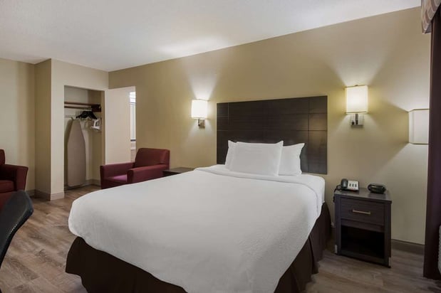 Images SureStay Plus by Best Western Jackson