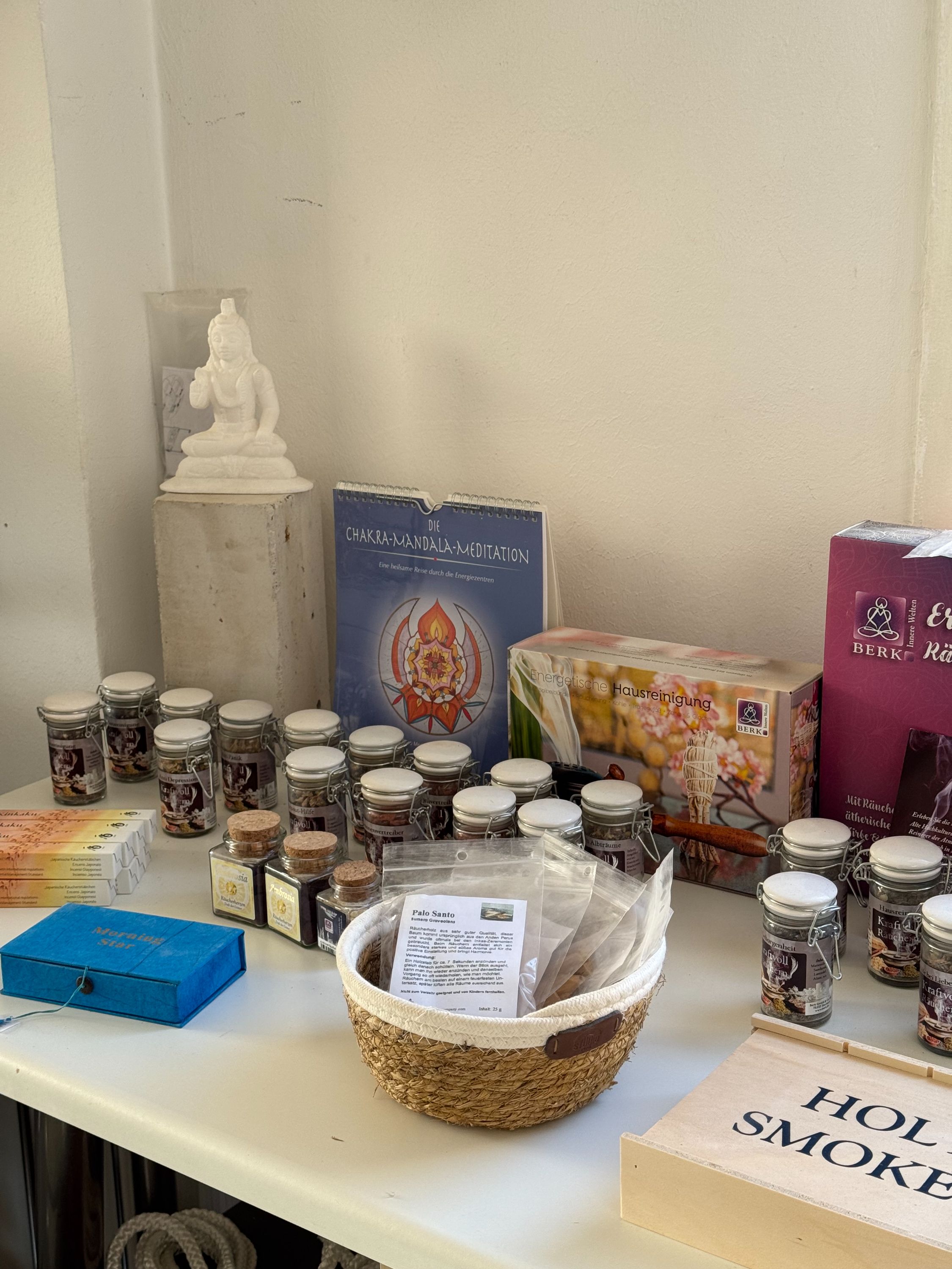 Manoja Esoterik, Wikingerstraße 41 in Offenbach Am Main