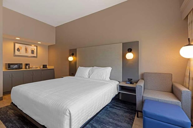 Images Best Western Plus Fort Worth North