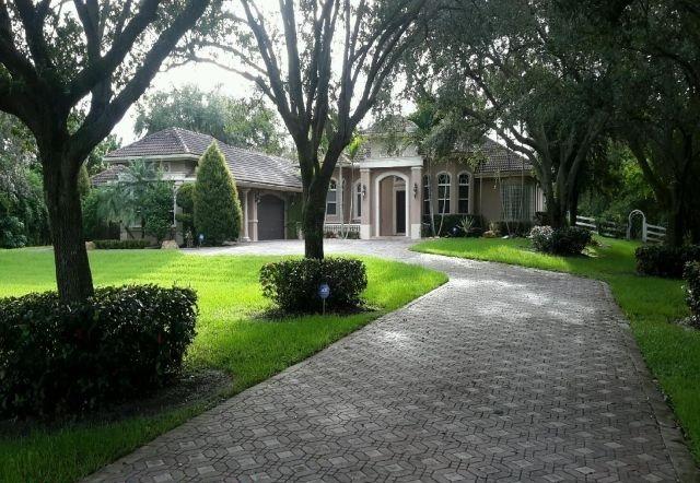 Images Bonaventura Realty