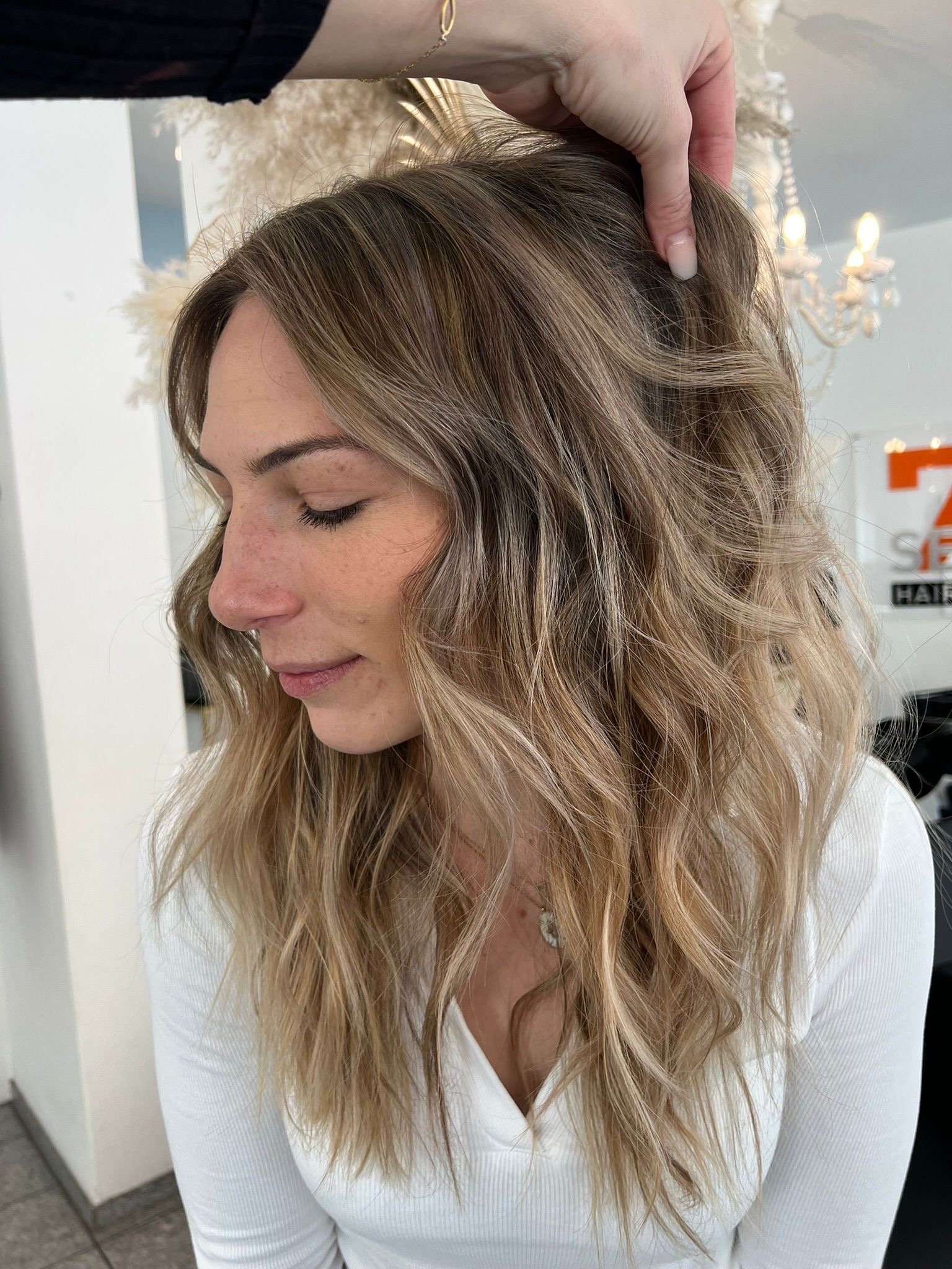 Bilder 7th Sense Hairstyling