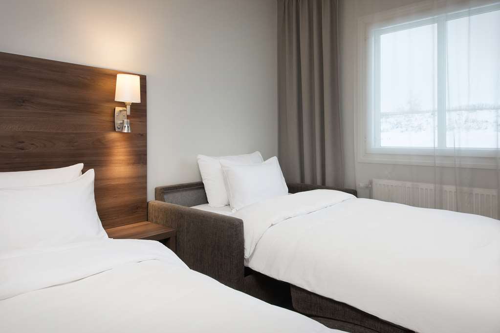 Images Park Inn by Radisson Oslo Airport Hotel West