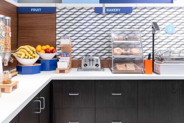 Images Holiday Inn Express & Suites Las Vegas SW – Spring Valley by IHG