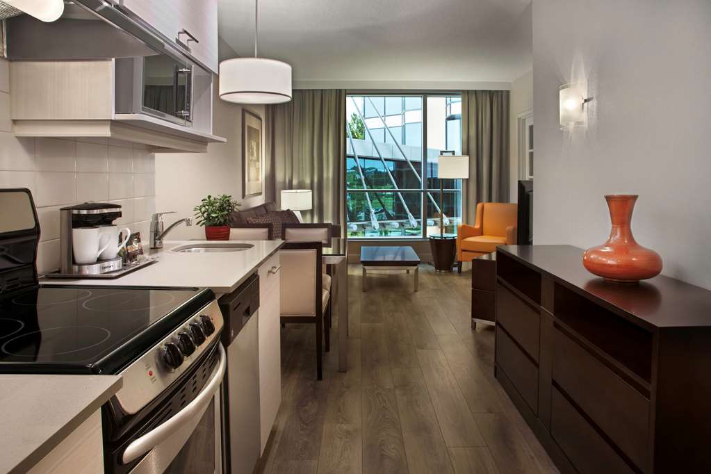 Hilton Toronto/Markham Suites Conference Centre & Spa à Markham: Guest room amenity