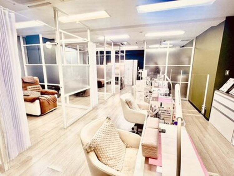 Images Mistic.R(ミスティックアール)川崎本店