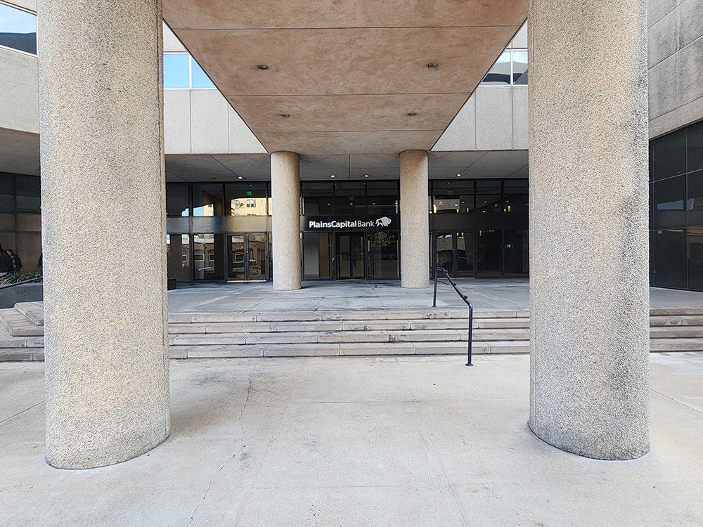 JENNINGS, HAWLEY & CO., P.C. building enterance
