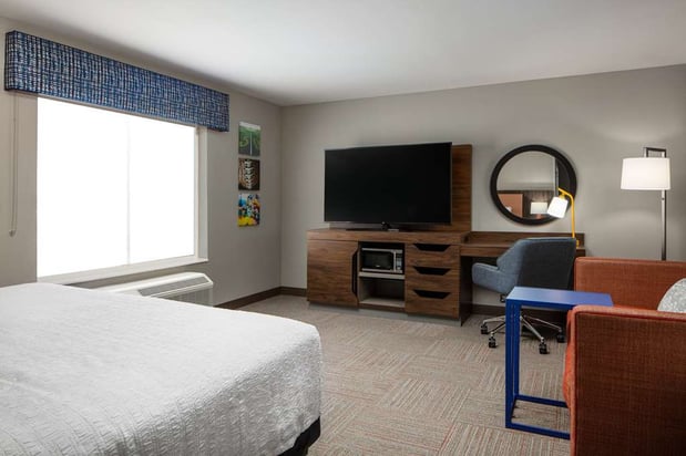 Images Hampton Inn by Hilton Green Bay Stadium