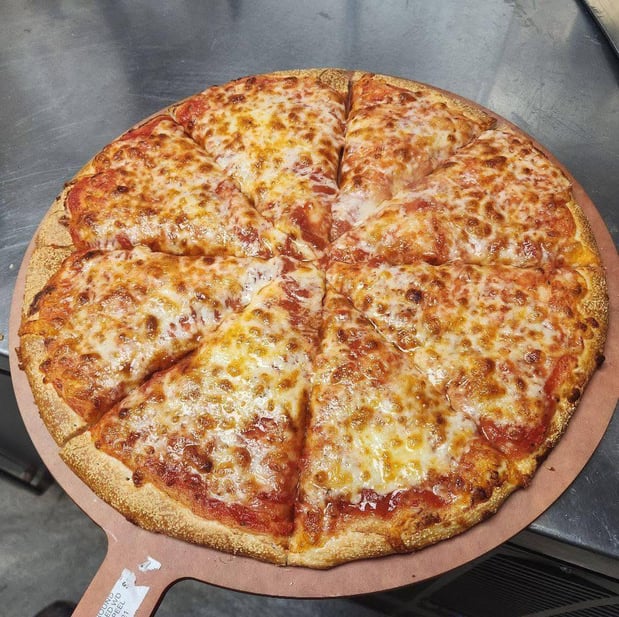 Images Townline Pizzeria Seafood/Harrison's Roast Beef