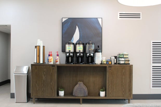 Images Holiday Inn Dallas Market Ctr Love Field by IHG
