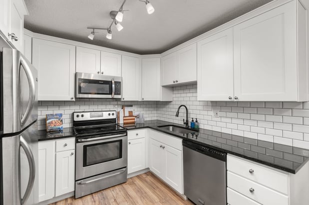 Images Courtney Bitner, REALTOR | NextHome Aspire