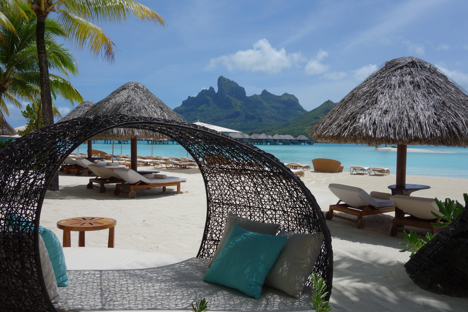 Four Seasons Resort Bora Bora