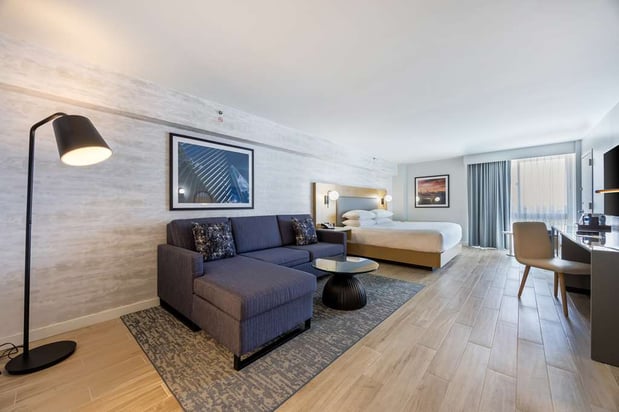 Images DoubleTree by Hilton New York JFK Airport